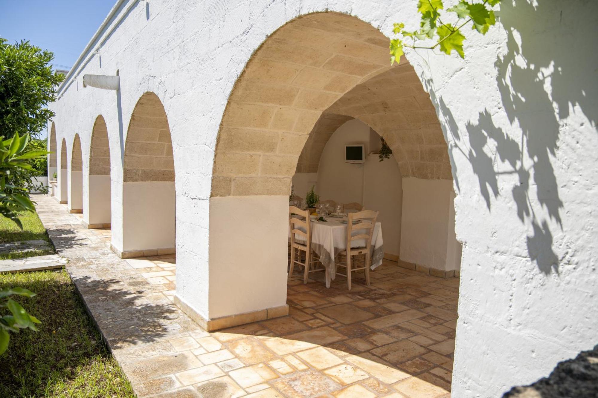 Masseria Palmo Francavilla Fontana Bagian luar foto